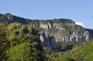 Casa de vacanta pretabila pentru pensiune,8 camere,307 mp utili,Cheile Cibului - imagine 11