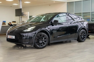 Tesla Model Y STANDARD RANGE - imagine 3