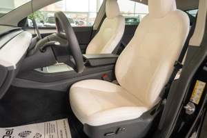 Tesla Model Y STANDARD RANGE - imagine 19