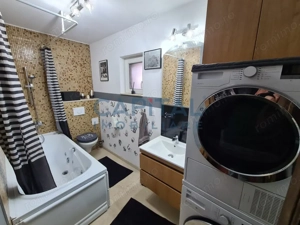 Casa frumoasa la cheie, central Dezmir - imagine 16