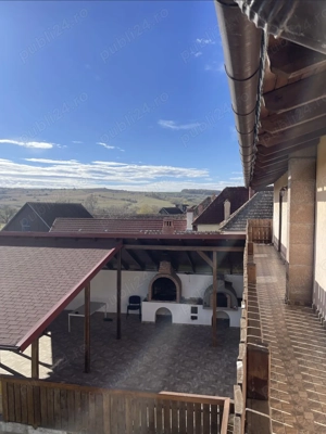 Cabana de inchiriat cu piscina - imagine 4