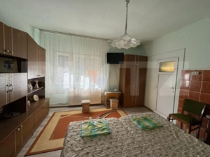 Casa cu 6 camere in Soimus - imagine 2