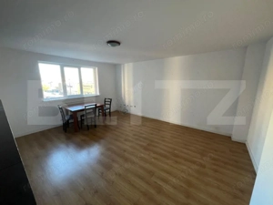 Apartament cu 3 camere, 81 mp, zona Hipodrom IV - imagine 2