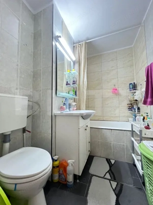 Apartament cu 4 camere, decomandat, 76 mp, zona Parcul Teilor  - imagine 13