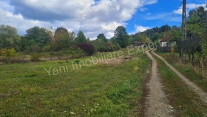 Teren de vânzare în comuna Poienarii de Argeș, sat Ioanicești, județ Argeș. - imagine 14