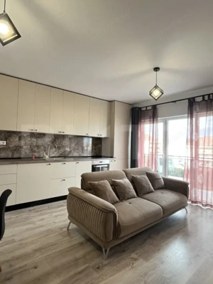 Apartament 2 camere, 38 mp, parcare, zona Teilor