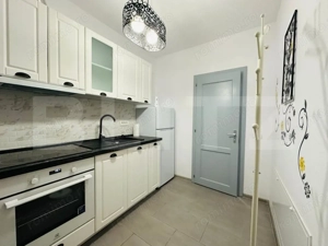 Apartament cu 2 camere renovat, in vila - Ultracentral - imagine 4