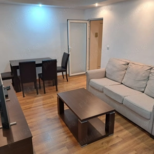 Închiriez apartament 3 cameew central  bulevard A I CUZA  - imagine 5