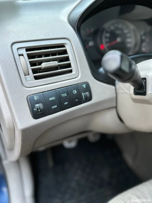 Vand Hyundai tucson 4x4 la buton  - imagine 5