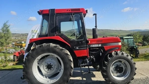 Case Internațional 695 XL 4*4 - imagine 3