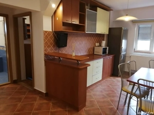 Ap. 2 dormitoare zona Lipovei-Iulius Mall de închiriat