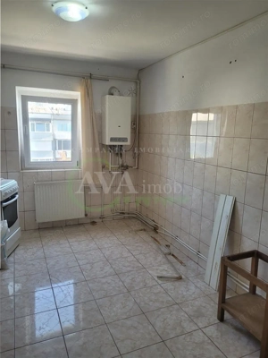 Apartament 3 camere decomandat zona  Mioritei - imagine 5