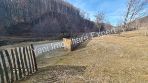 Teren de vânzare în comuna Cicănești, Județ Argeș. - imagine 16