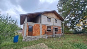 Casă Suseni-Cersani construcție solidă, teren 578 mp, zona superba - imagine 4