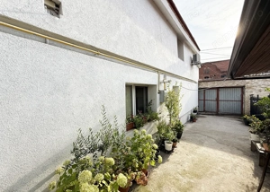 Apartament cu 4 camere in inima orasului - IMOBIHOR - imagine 10