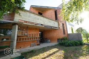 1/2 Duplex avangardist, la rosu, in Mosnita Noua - imagine 2