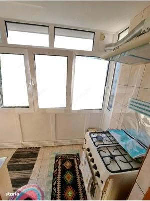 Apartament 2 camere, 52 mp, decomandat, zona Zamca  - imagine 9