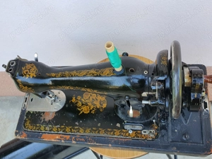 Masina de cusut functionala  - imagine 4