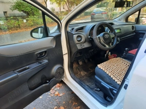 Vând Toyota Yaris - imagine 4