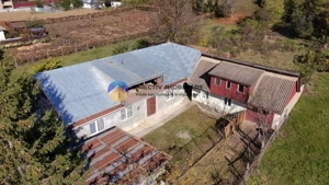 Casă de vânzare – Comuna Săvinești