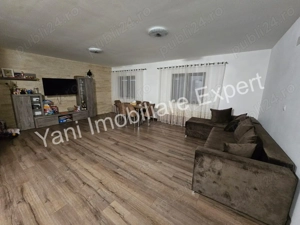 Casă de vânzare în comuna Albeștii de Argeș, sat Dobroțu, județ Argeș.  - imagine 4