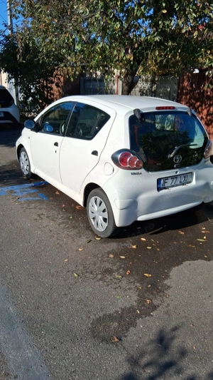 Vând Toyota Aygo, 2011 , 142300 km , 2400 euro - imagine 6