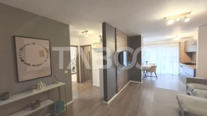 Apartament 3 camere de vanzare decomandat 60 mp zona Calea Surii Mici