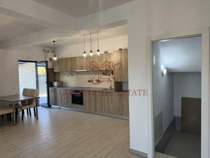 Curte proprie, 3 camere, 2 băi, mobilată – Braitym - imagine 2