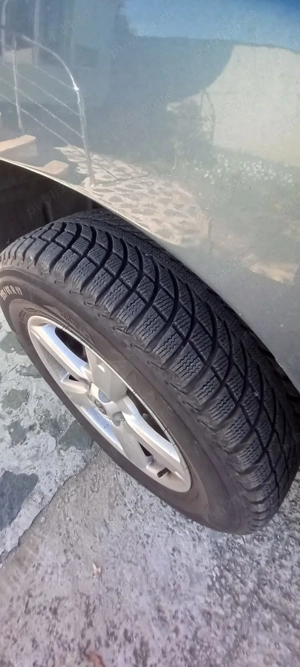 Toyota rav4 benzina manuală de vânzare.  - imagine 4