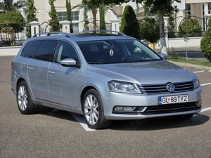Vând Volkswagen PASSAT B7 HighLine Combi - An 2013