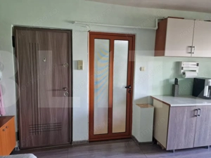 Apartamet 3 camere, 52 mp, zona Lipovei  - imagine 3