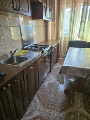 Închiriez apartament cu 2 camere  - imagine 5 Închiriez apartament cu 2 camere  - imagine 5