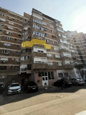 De vanzare apartament 3 camere decomandat, B-dul Dacia, Oradea