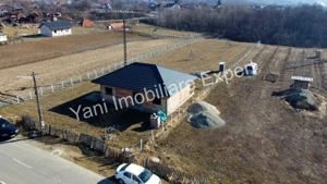 Casă de vânzare în comuna Șuici, sat Șuici, județ Argeș. - imagine 19