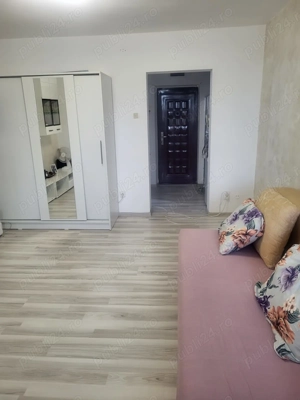 Garsoniera de închiriat