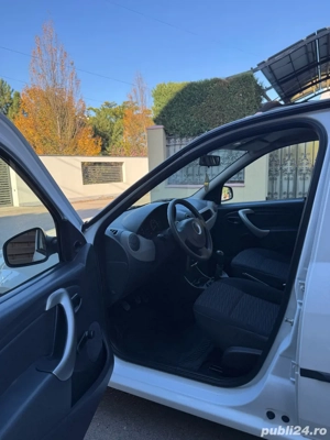 Dacia Logan 1.4 MPI doar 13.900KM unic proprietar Achizionata Meridian Sud Bucuresti  - imagine 7 Dacia Logan 1.4 MPI doar 13.900KM unic proprietar Achizionata Meridian Sud Bucuresti  - imagine 7