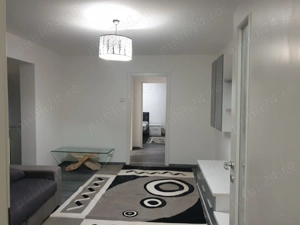 Inchiriez apartament