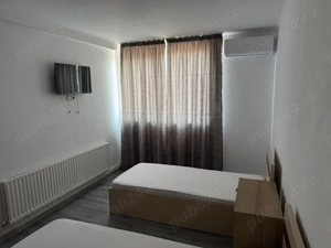 5 camere de închiriat