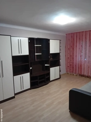 Proprietar închiriez apartament zona Sovata