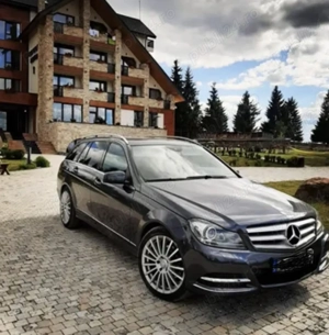 Mercedes-Benz C 220 T CDI DPF BlueEFFICIENCY Avantgarde Edition E5, 170 CP
