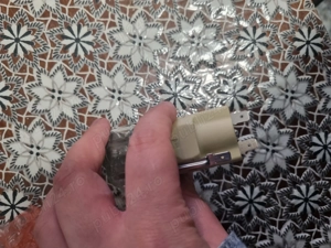 Bec original pentru cuptor   nou, 100 lei (predare personală Craiova)