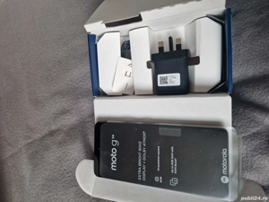 telefon Motorola  8Gb bright  dolby 