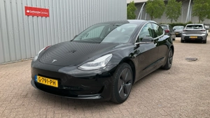 Tesla Model 3 Standard Range Plus (RWD) model 2020 FSD 3