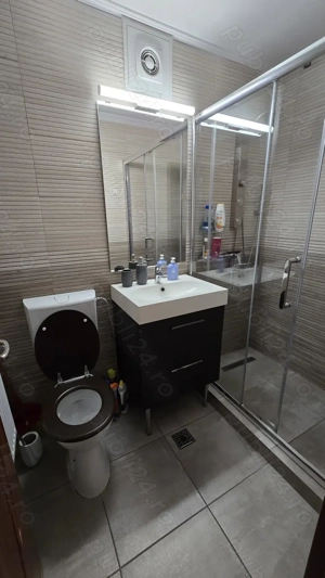 INCHIRIEZ Garsoniera zona Centrala - imagine 3