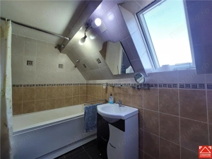 Casa P+M cu anexe in Vladimirescu - imagine 9