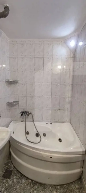 Apartament 3 camere, 46 mp, zona Brancoveanu - imagine 11