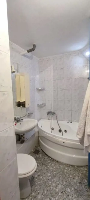 Apartament 3 camere, 46 mp, zona Brancoveanu - imagine 10