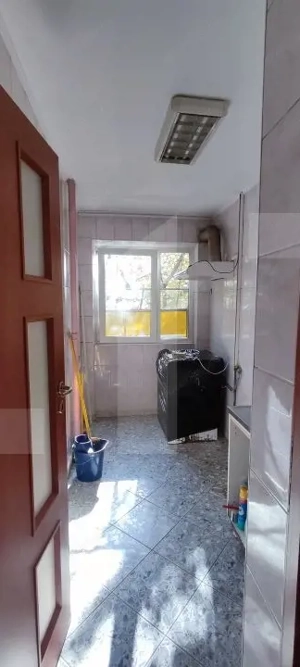 Apartament 3 camere, 46 mp, zona Brancoveanu - imagine 9