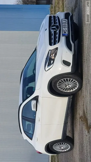 Vand Mercedes-Benz GLA SYLE 200D 2.2 Cdi 2019 150 000km - imagine 2 Vand Mercedes-Benz GLA SYLE 200D 2.2 Cdi 2019 150 000km - imagine 2