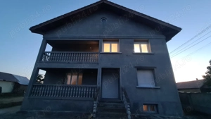 Vilă cu etaj de vânzare   Cervenia, Teleorman